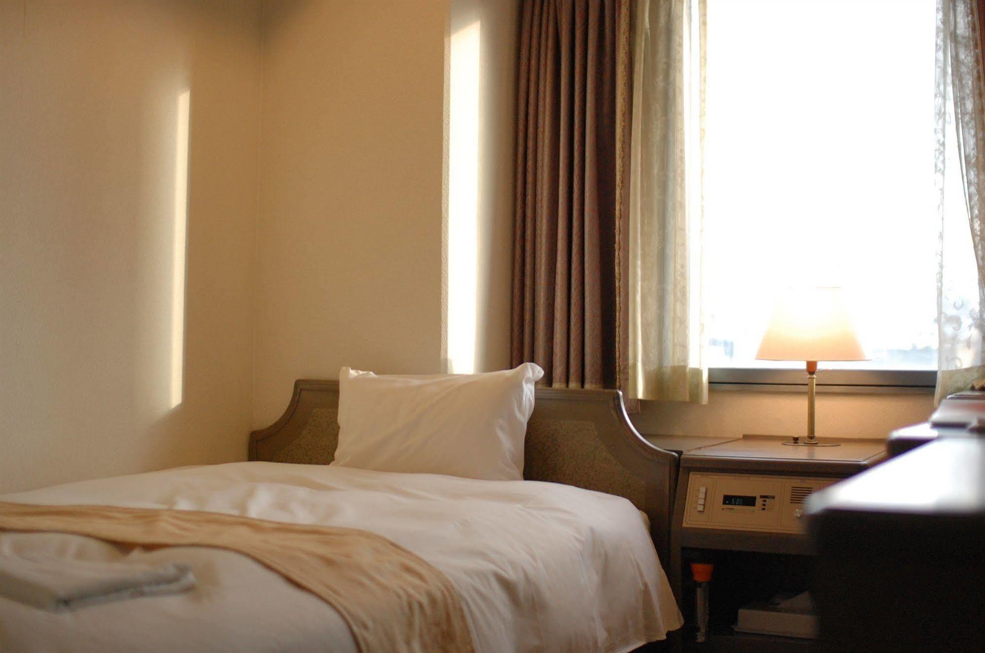 Loisir Hotel Yokkaichi Bagian luar foto