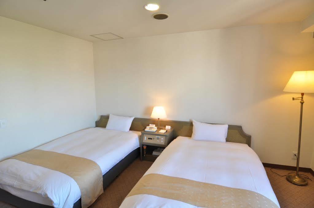 Loisir Hotel Yokkaichi Bagian luar foto